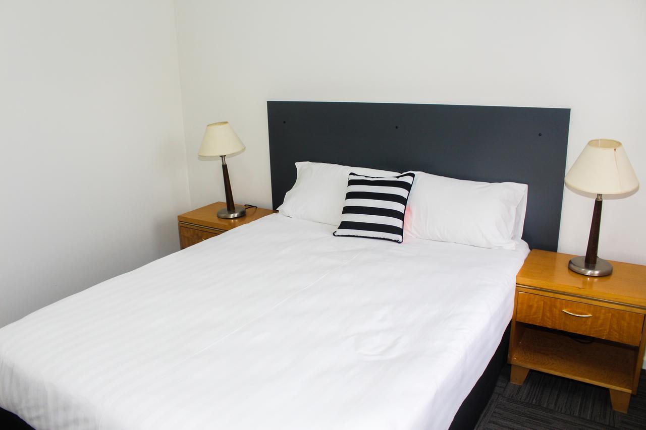 בנדיגו Crown Cbd Motel - City Location מראה חיצוני תמונה